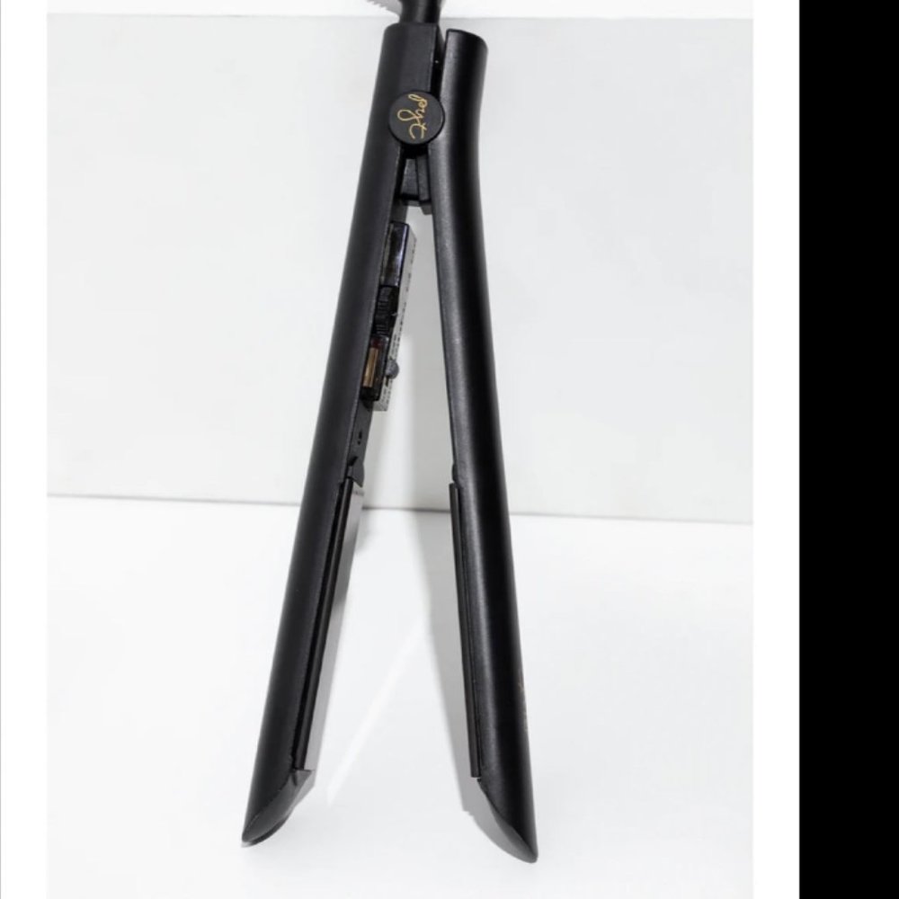 PYT HAIR Ion Fusion 2.0 Pro Analog Ceramic Styler NWOT